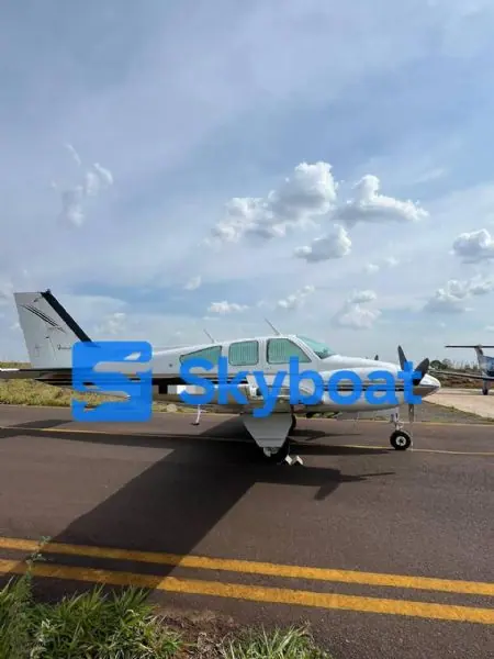BEEChCRAFT Baron 95 B55 1981