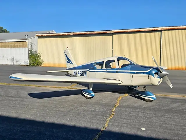 1963 Piper cherokee PA-28 180