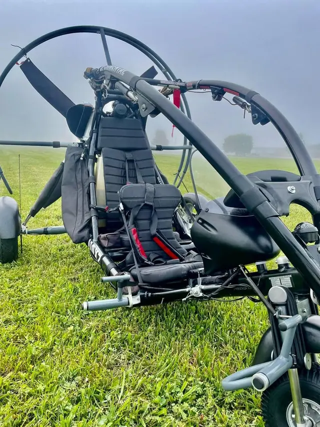 Fresh Breeze XCitor Tandem Paramotor