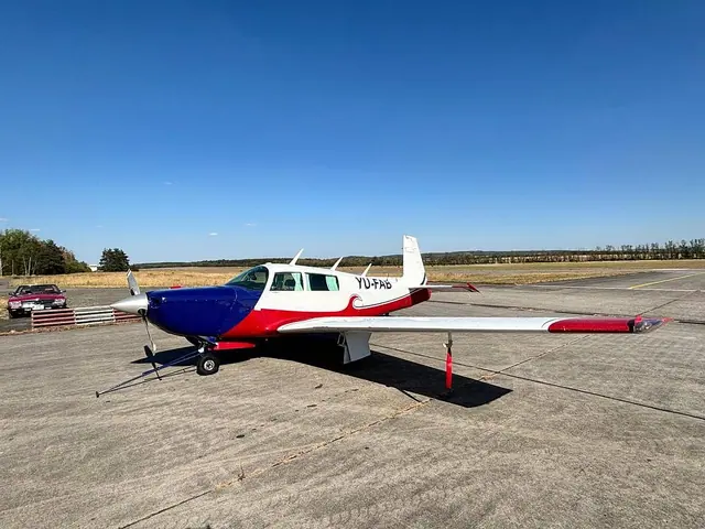 1981 Mooney M20K 231 Turbo