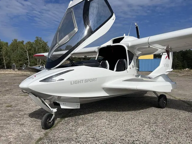 2021 Icon A-5 amphib