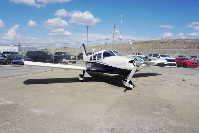 1968 Piper PA-32-300 Cherokee Six