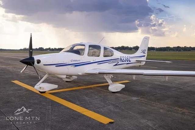 2004 Cirrus SR22-G2 (N236L)