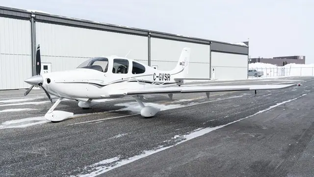 2005 Cirrus SR22-G2 (C-GVSR)