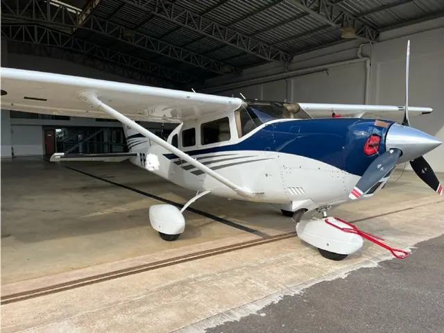 Cessna 206 T206H 2004