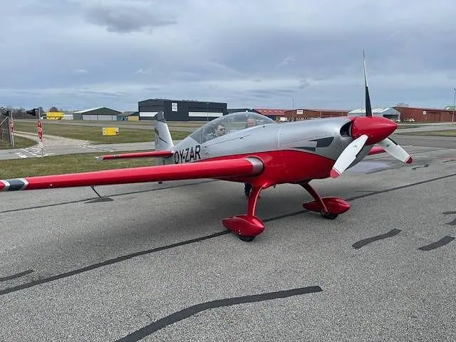 1997 Extra 200