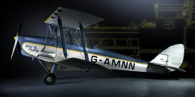 1940 De Havilland DH-82 Tiger Moth