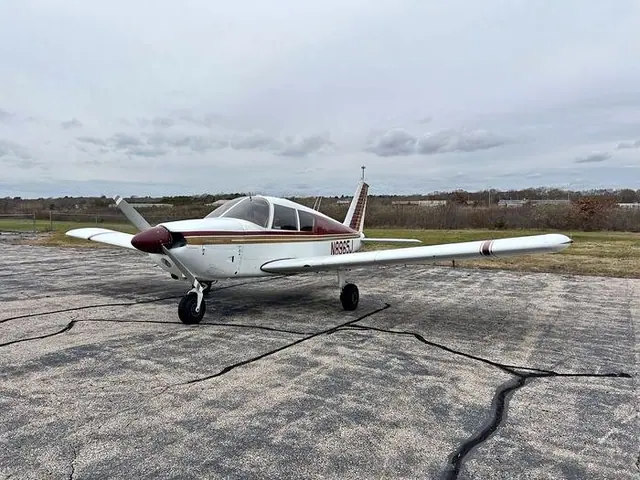 Monthly Lease: 1966 Piper Cherokee 180C IFR, Kgif
