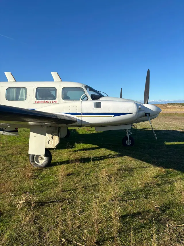 1975 Piper PA-31-310 Navajo