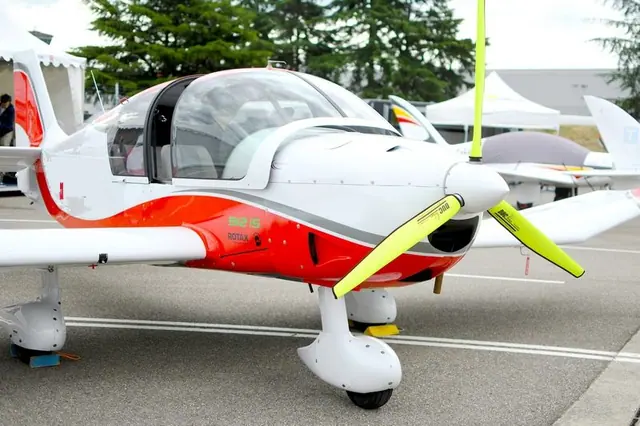2004 Robin DR400 Rotax 912 iS