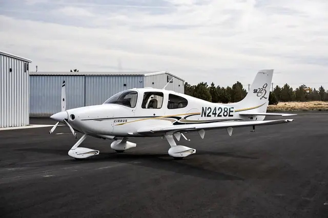 2005 Cirrus SR22-G2