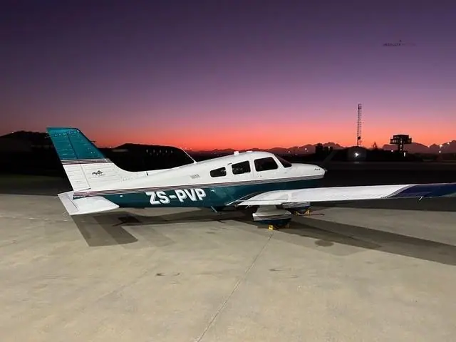 2000 Piper Archer III
