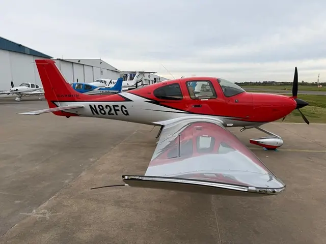 2022 Cirrus SR22-G6 (N82FG)