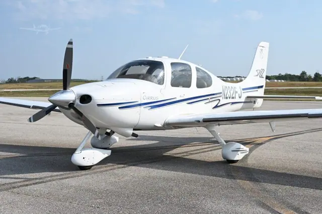 2002 Cirrus SR22