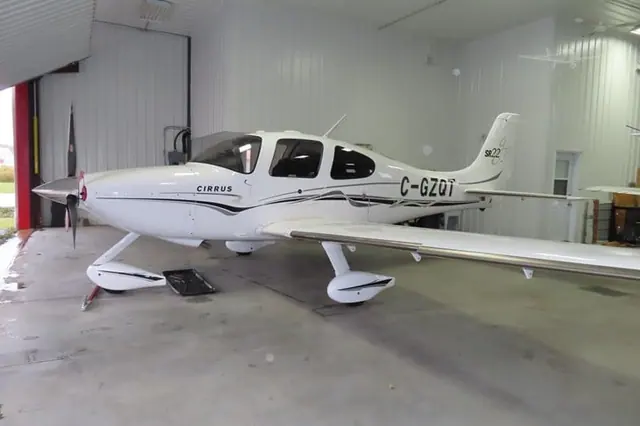 2005 Cirrus SR22-G2