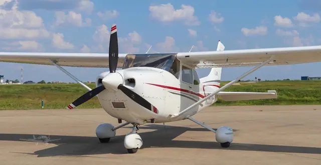 2001 Cessna 182T Skylane