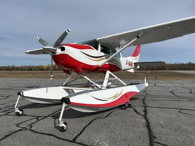1980 Cessna U206 Amphibian