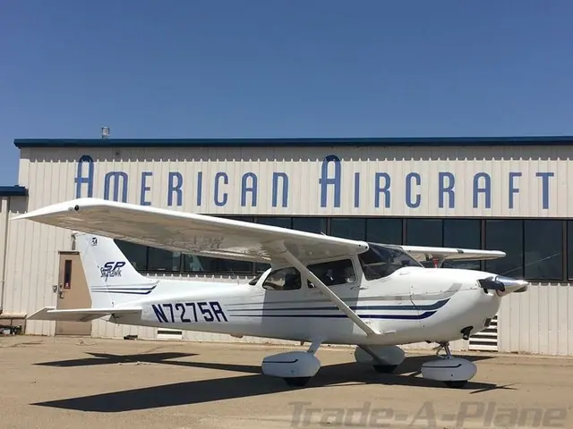 1998 Cessna 172S Skyhawk SP