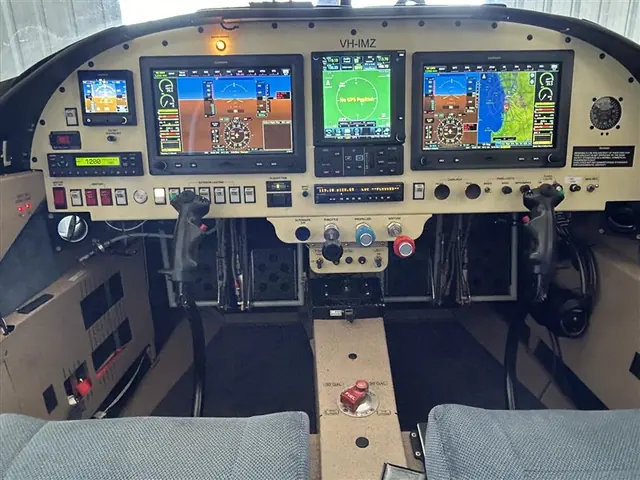 2006 Vans RV10