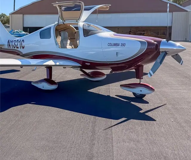 2006 Columbia 350