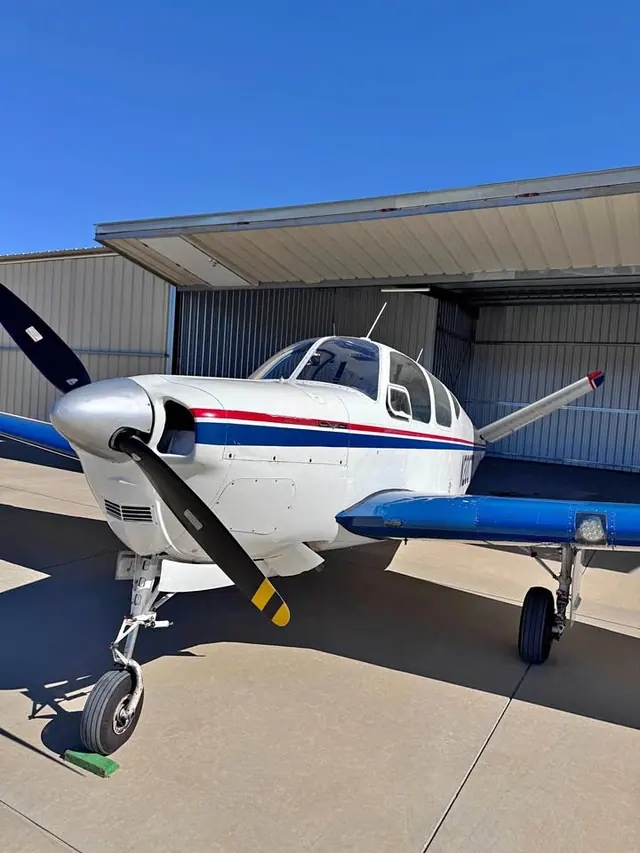 1952 Beechcraft C 35 Bonanza