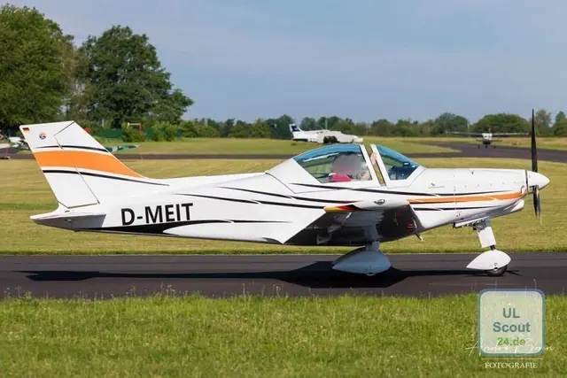 2023 Alpi Gepflegte Pioneer 300 mit Glascockpit