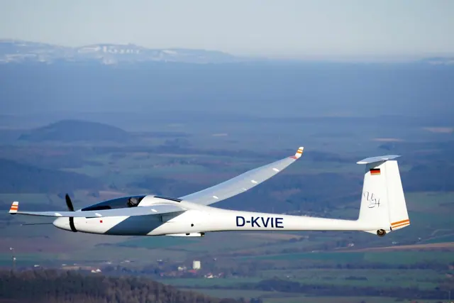 2000 Stemme S10