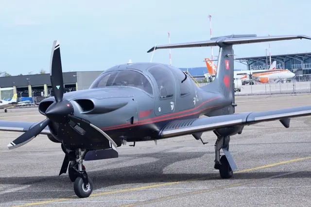 2025 2022 Diamond DA50 RG In Switzerland