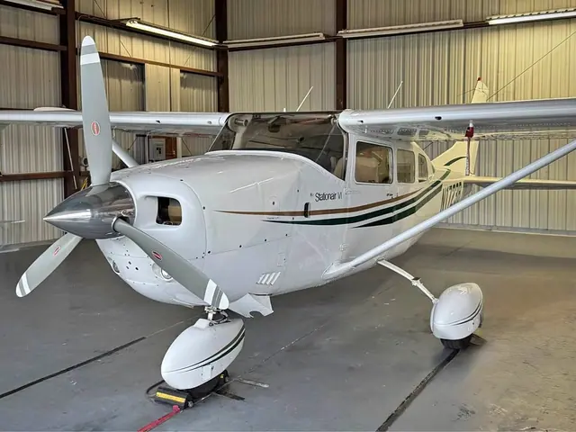 1979 Cessna U206G