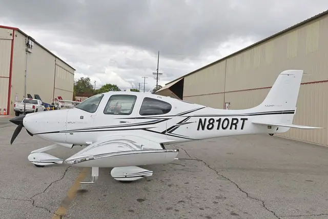2021 Cirrus SR20 G6 (N810RT)