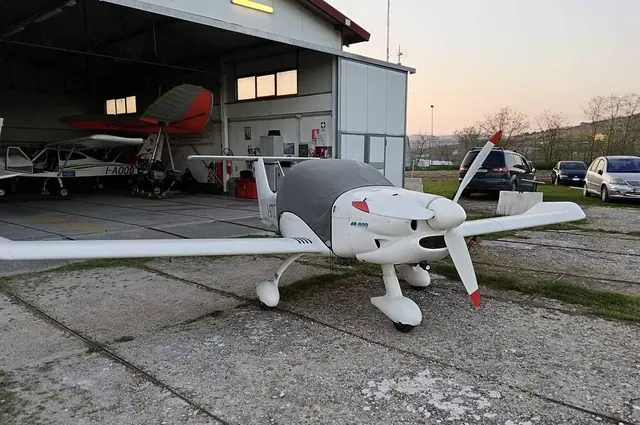 2009 DynAero MCR-01
