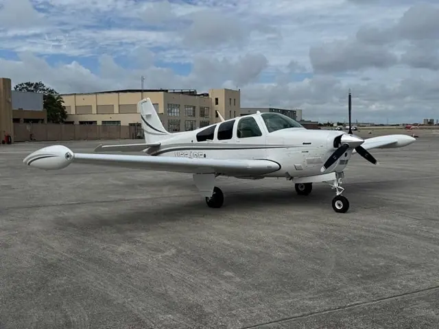 1989 Beechcraft F33A Bonanza (N5546F)