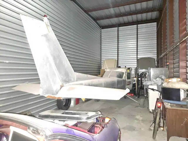 Cessna 150 M 1977