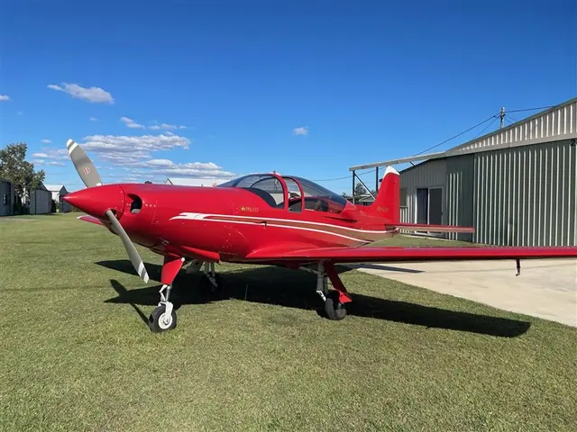1995 Falco F8L