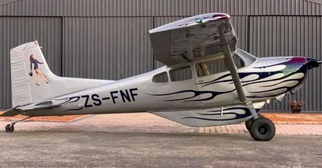 1980 Cessna C185F