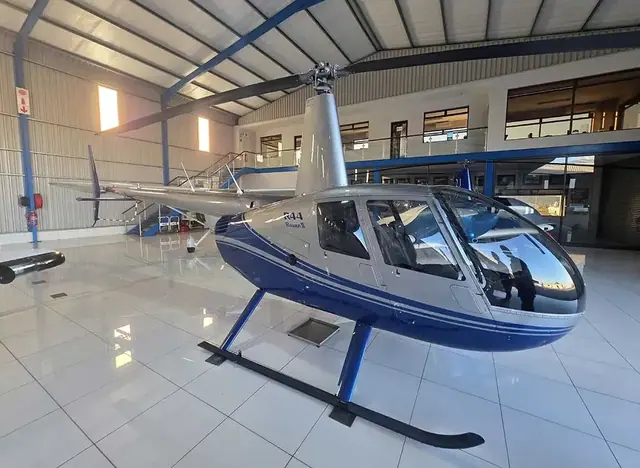 2007 Robinson R44