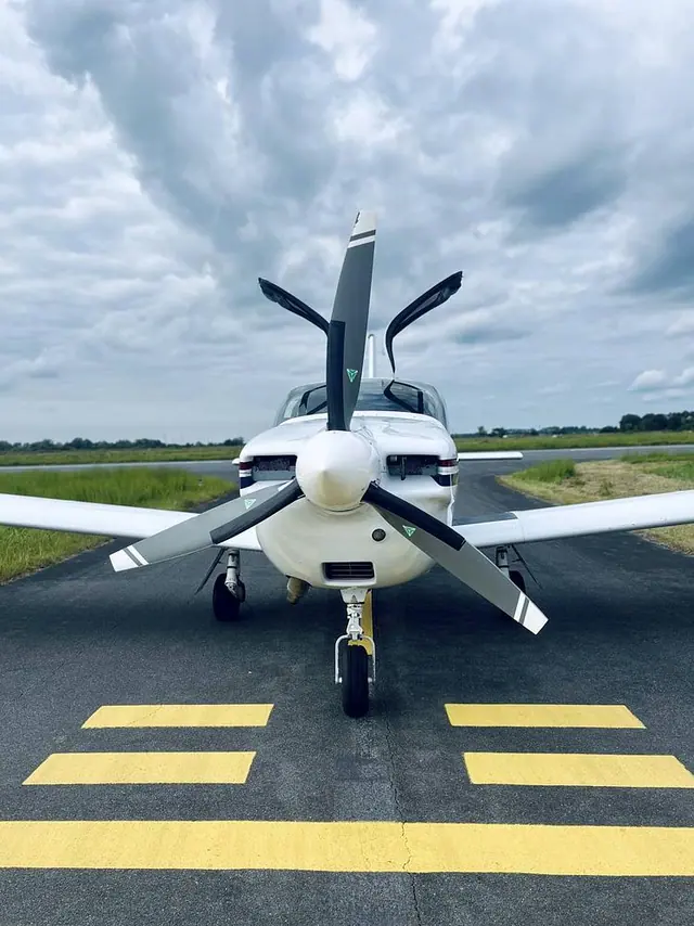 1990 Socata TB-20 Trinidad low time