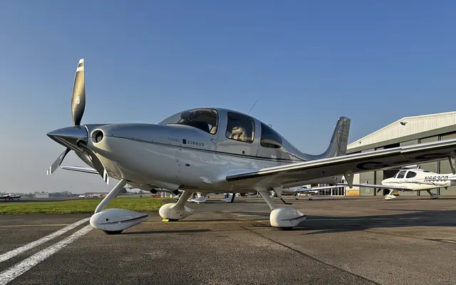 2010 Cirrus SR22TN GTS G3 FIKI In England