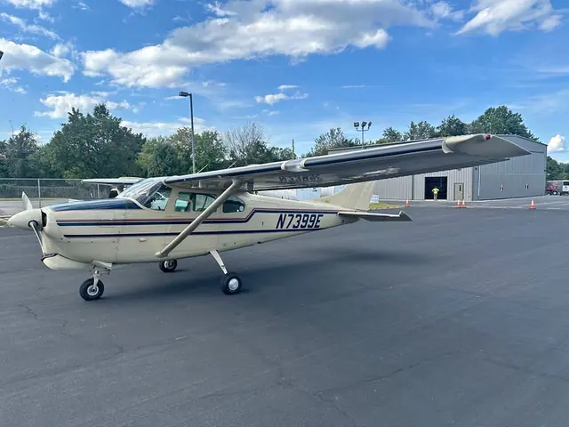 1960 Cessna 210 centurion