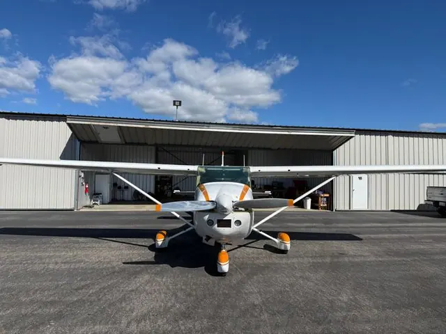1977 Cessna 182Q Skylane