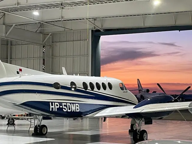 Beechcraft King Air B200 1981