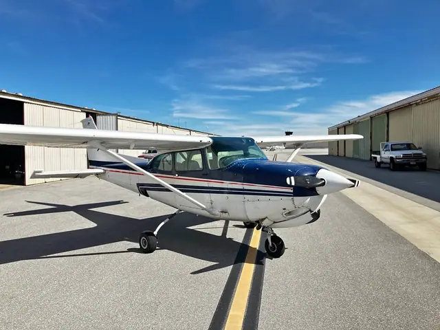 Cessna 172RG
