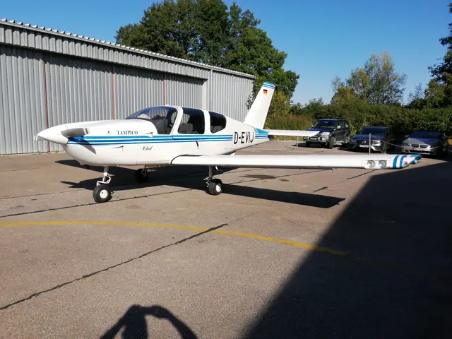 1997 Socata TB 9 Tampico Club