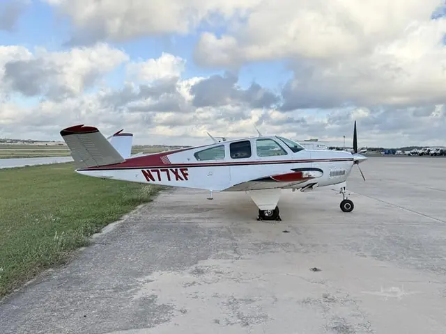 1977 Beechcraft V35B Bonanza