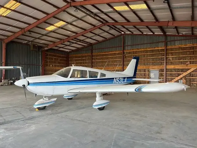 1973 Piper Cherokee PA-28-235