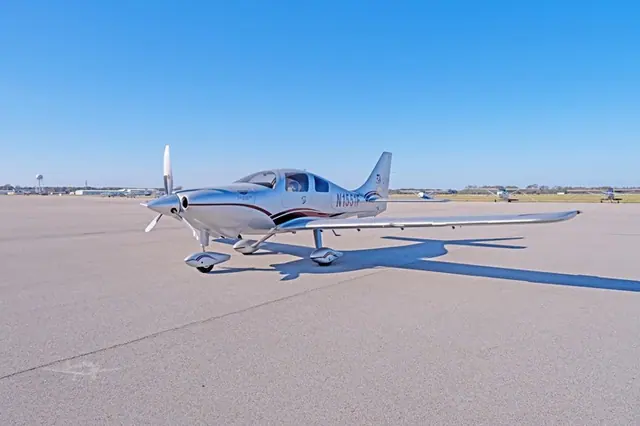 2007 Columbia 400