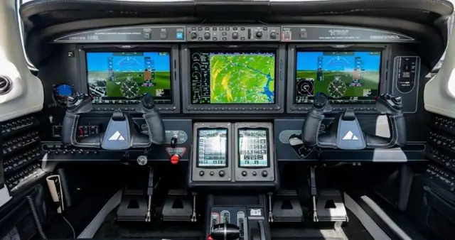 Piper M600 2018