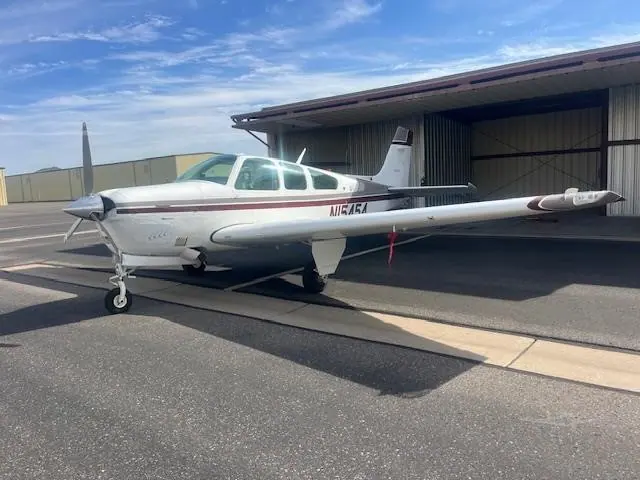 1990 Beechcraft F33A Bonanza