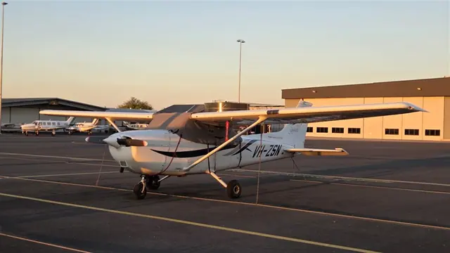 2000 Cessna 172 R