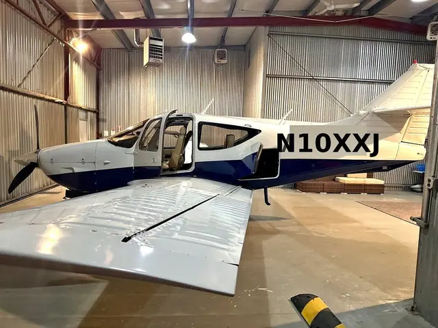 1973 Rockwell Commander 112 - N10XXJ - Excellent Shape